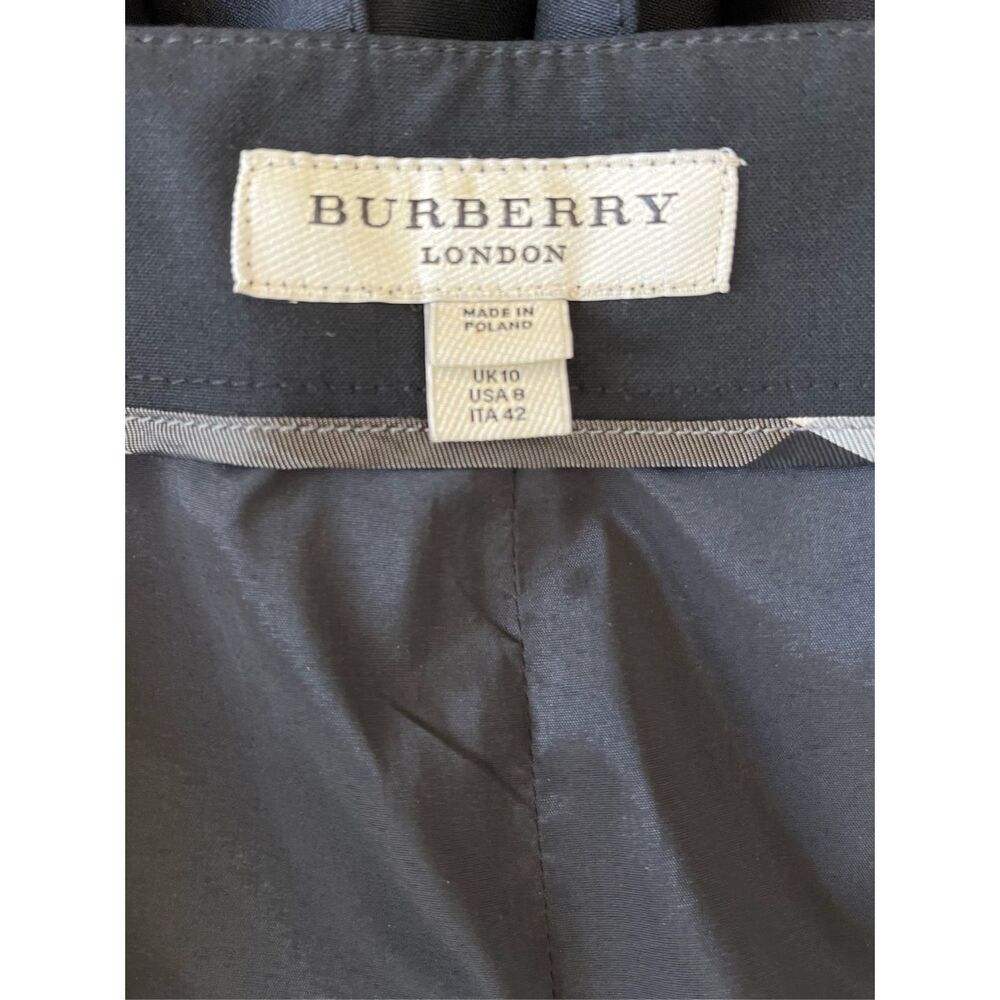 Burberry of London Women’s 8 Virgin Wool Pleated Skirt - Picture 12 of 12
